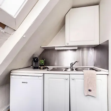 Lägenhet Cozy Loft Near Old Town