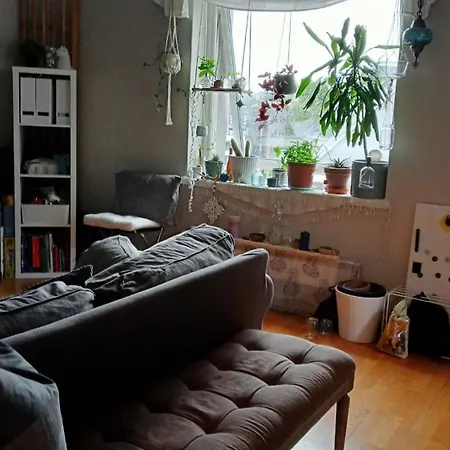 Cozy Loft Near Old Town Lägenhet *